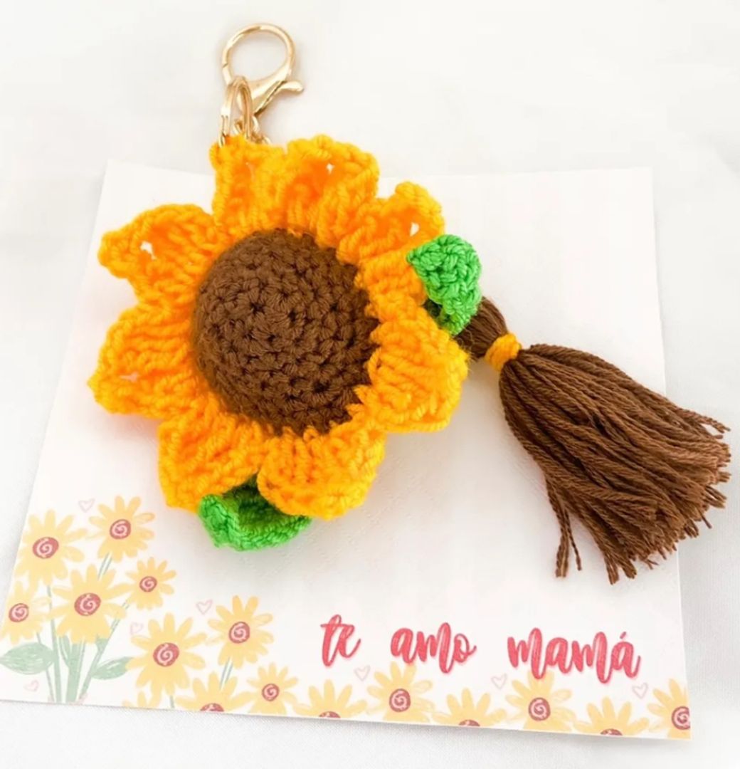 LLAVERO GIRASOL CON BORLA