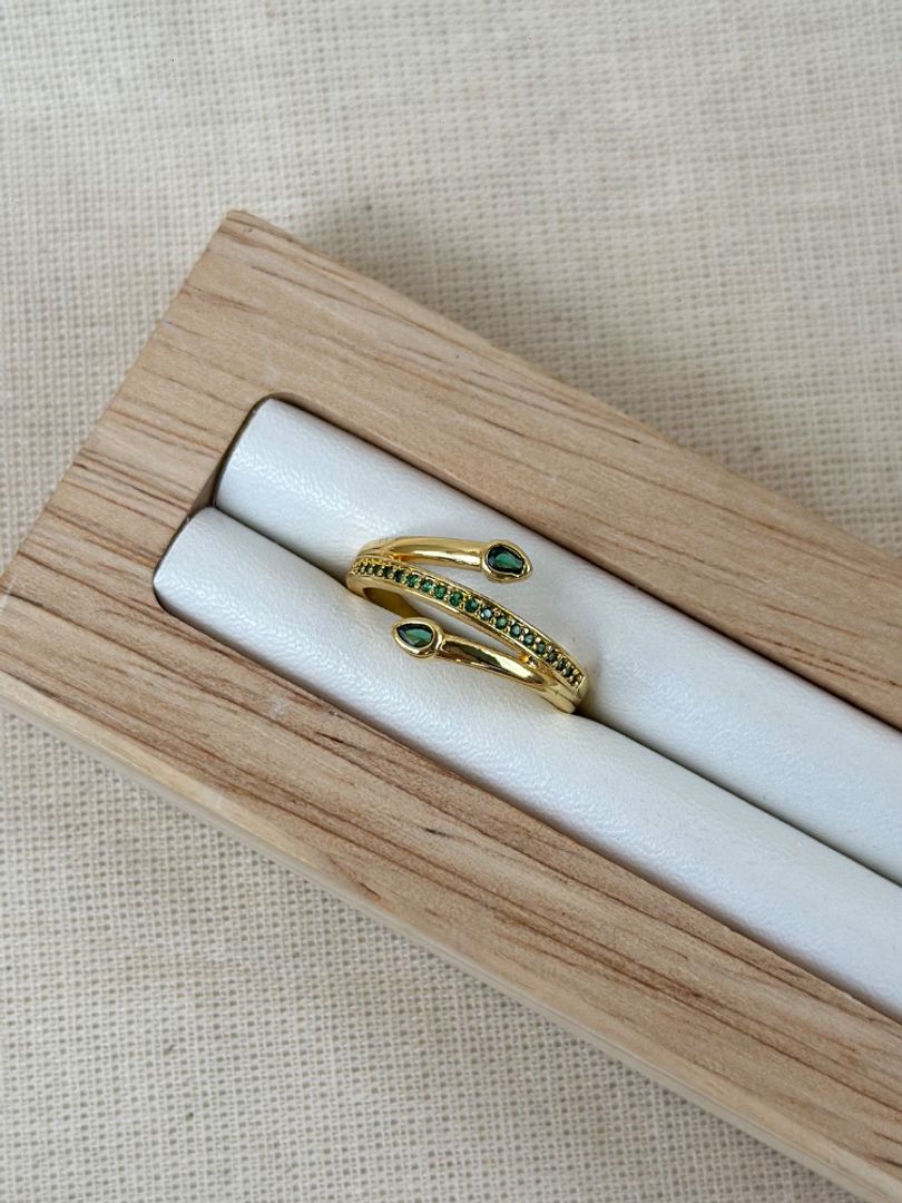 Anillo doble esmeralda 