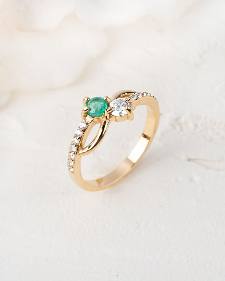 Anillo Zinnia