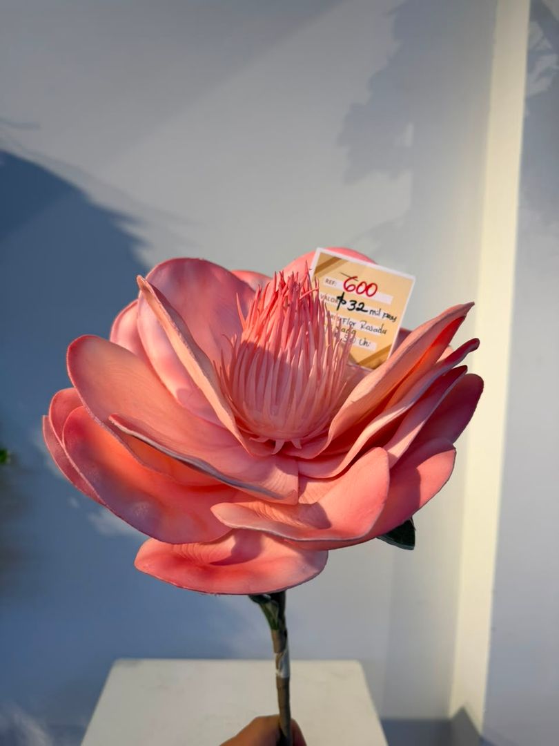 FLOR ROSADA EN ESPUMADO EN VARA