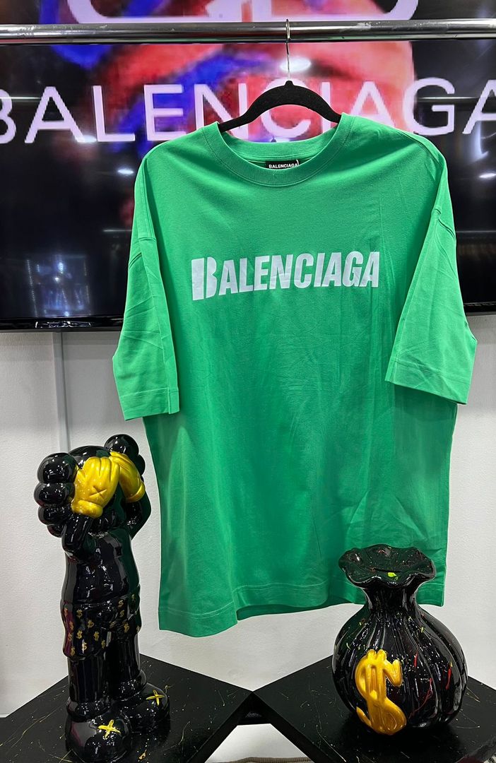 Balenciaga Oversize económica