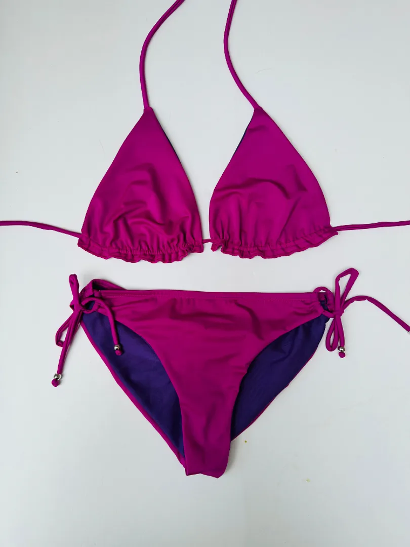 Bikini Lucy 