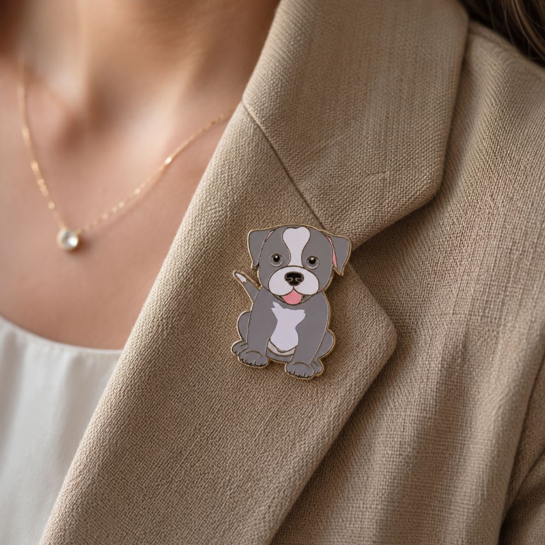 PIN PITBULL GRIS