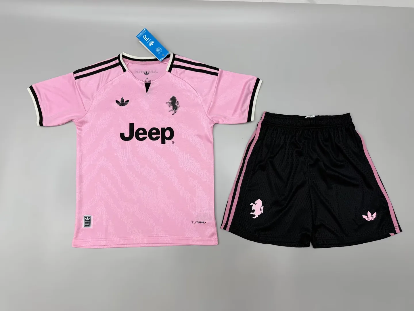 Juventus 2026-27 Niño Fan