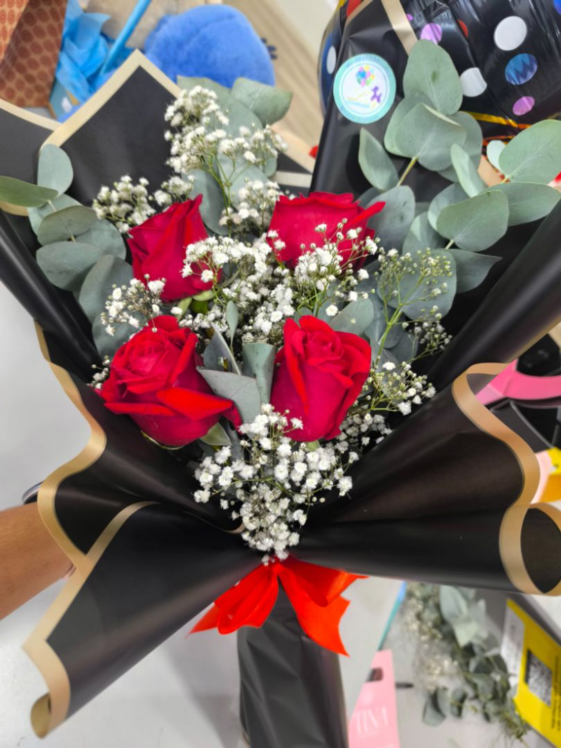 RAMILLETE ROSAS