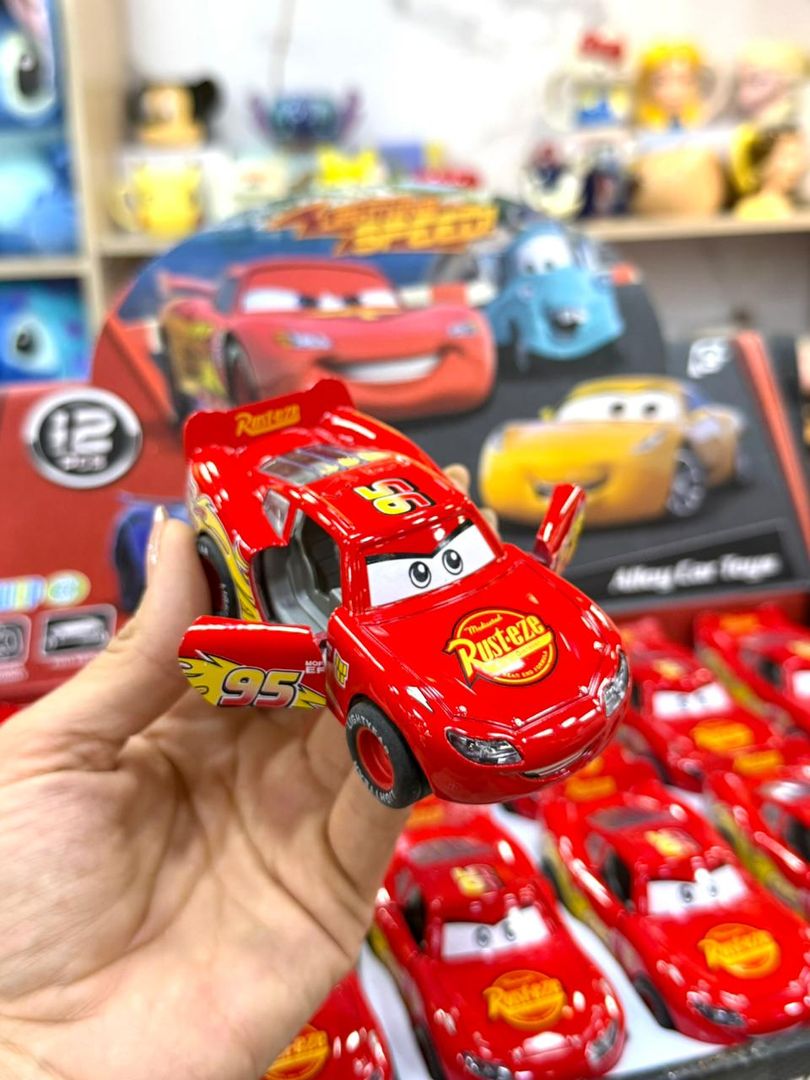 CARRO RAYO MAC QUEEN