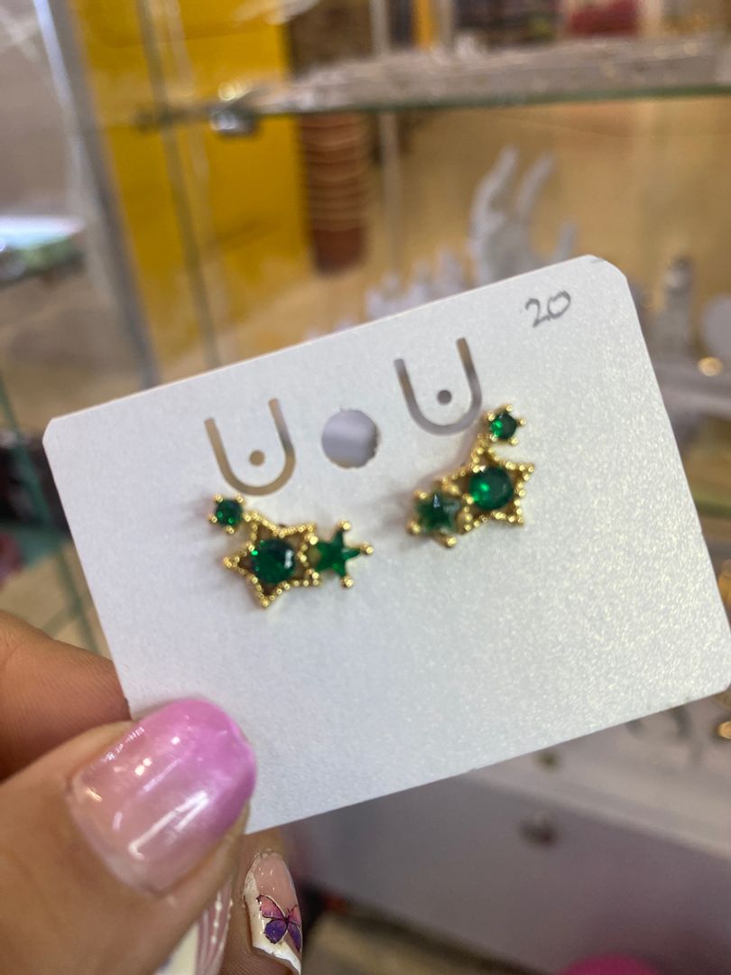 Topo estrellas verdes