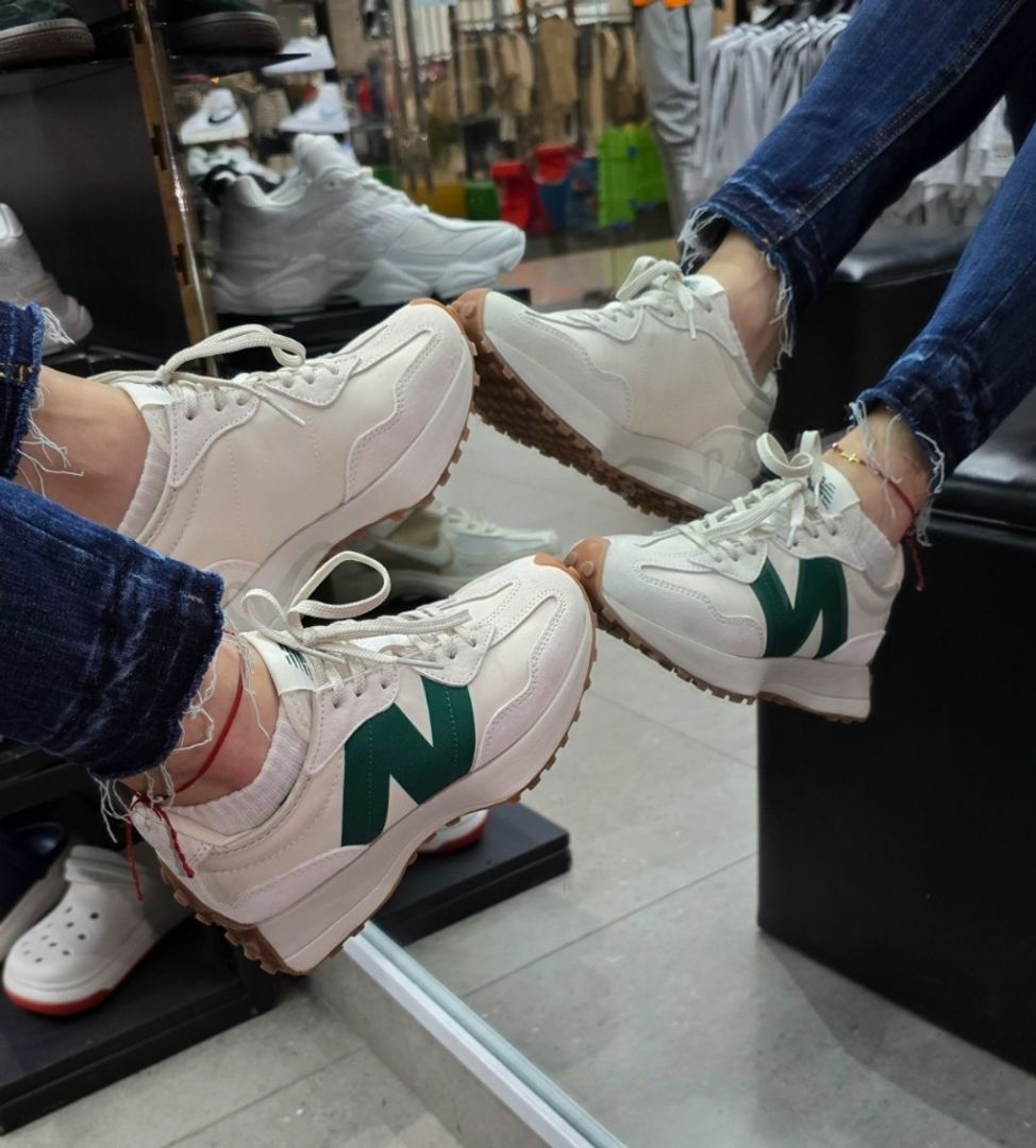 New Balance 327 Verde