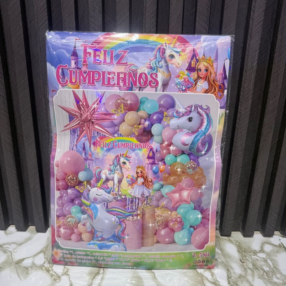 ARCO DE GLOBOS UNICORNIO INCLUYE FONDO