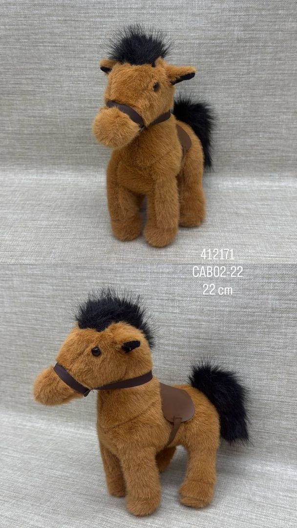 CABALLO CON ACCESORIOS 22 CM