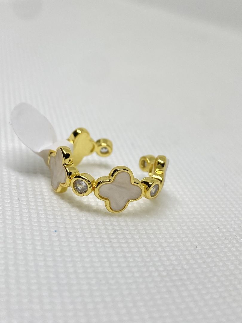 ANILLO TRÉBOL DORADO Y BLANCO 