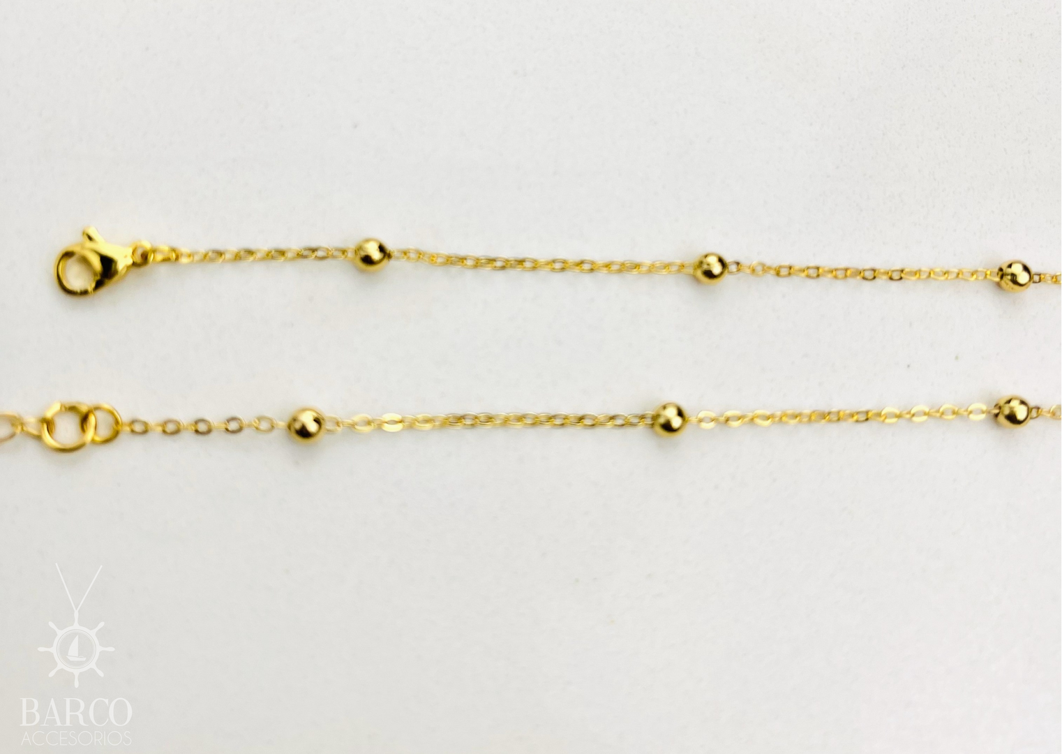Choker femenino sencillo