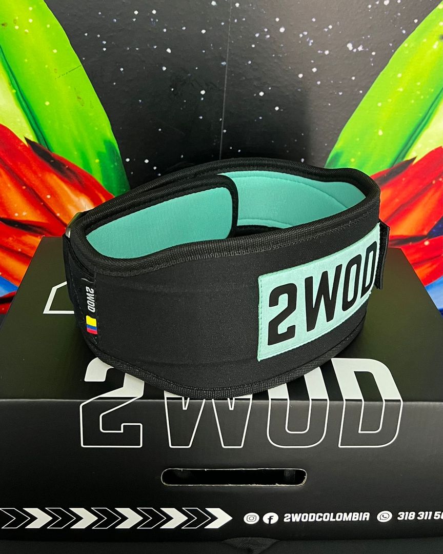 NUEVO CINTURÓN CLÁSICO VERDE MENTA