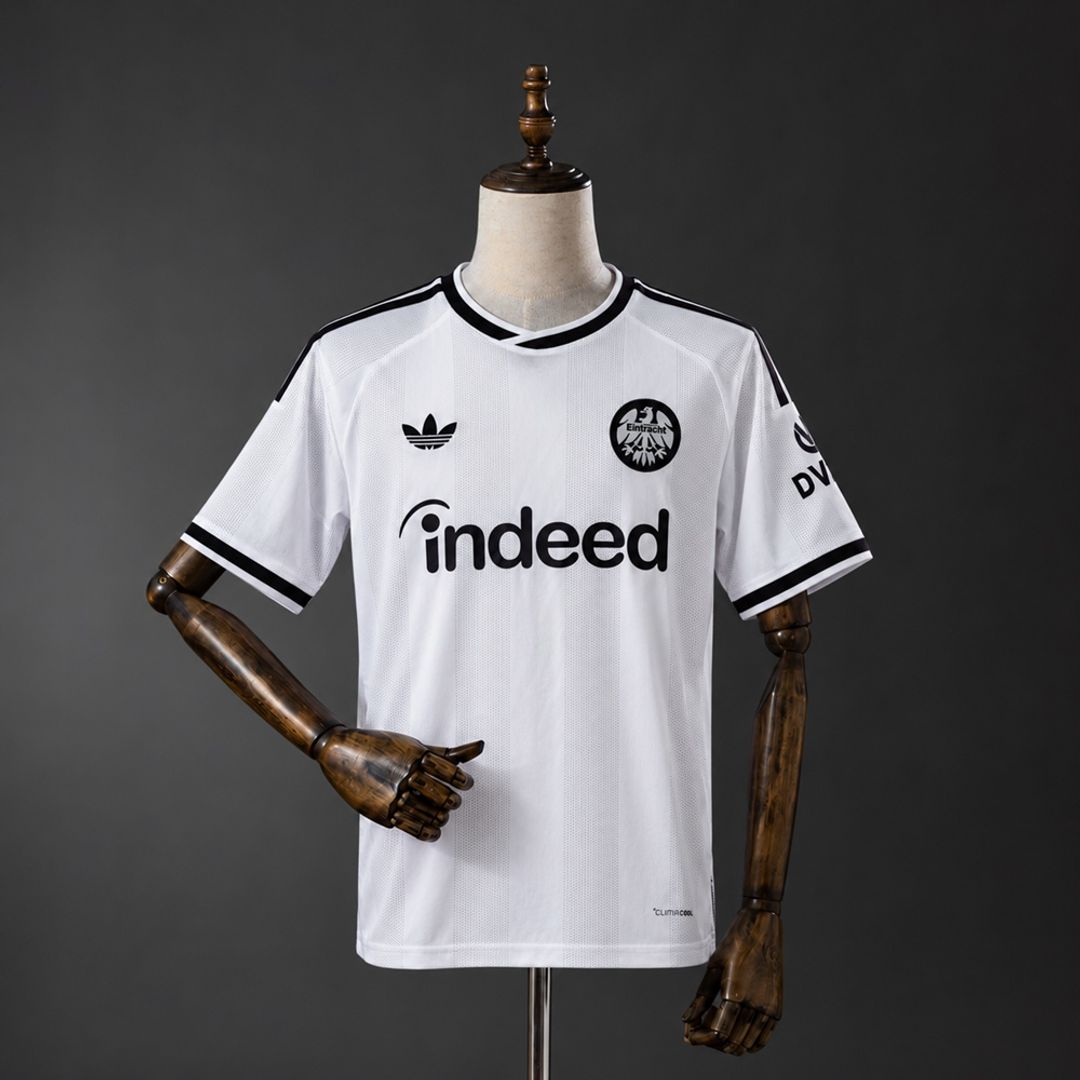 Eintracht Frankfurt 2026-27 Manga Corta Fan