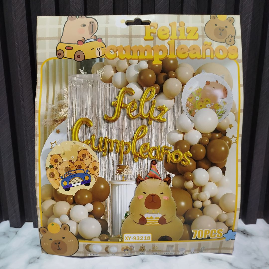 ARCO DE GLOBOS CAPIBARA