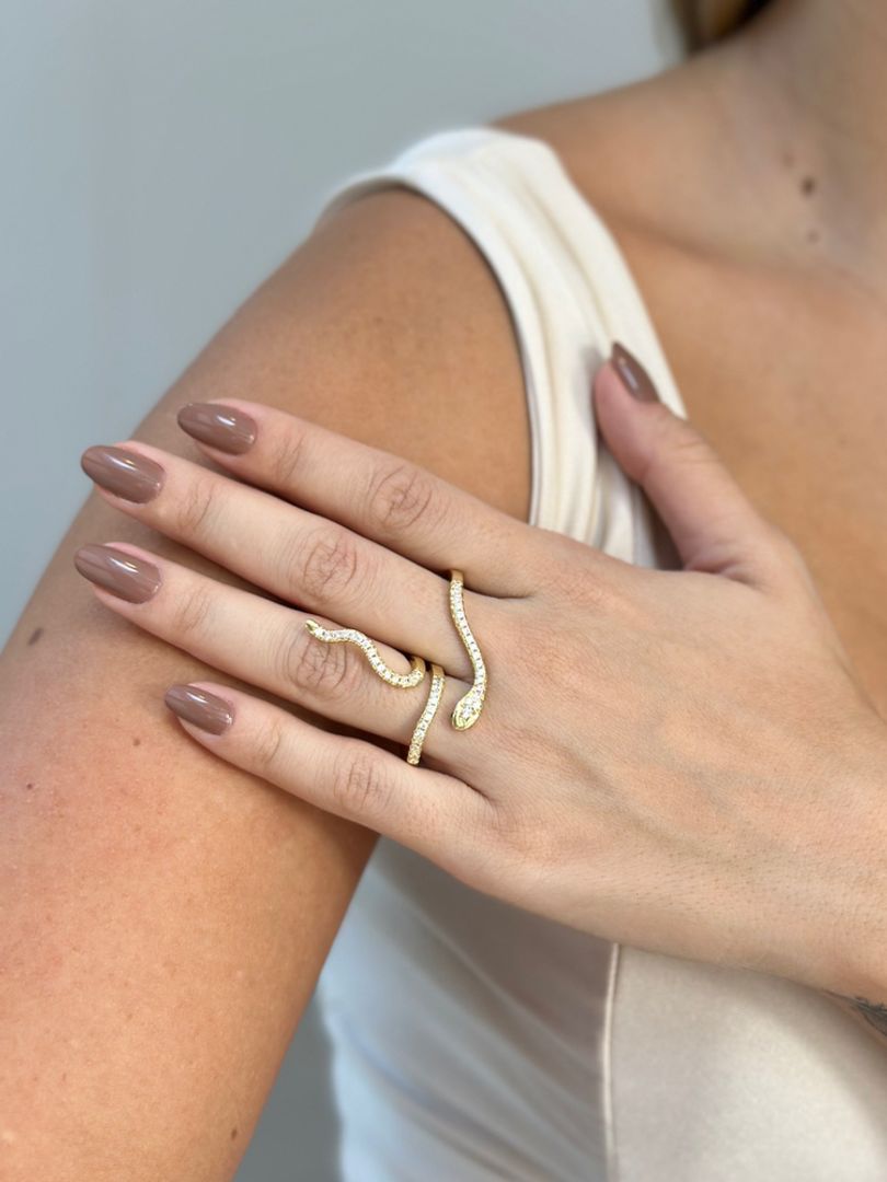 Anillo serpiente circonias 