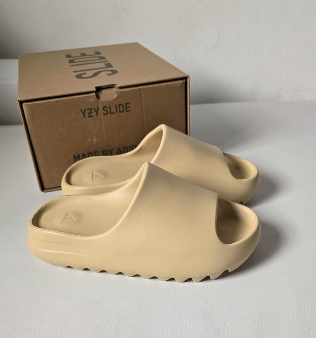 Yezzy Slide Beige