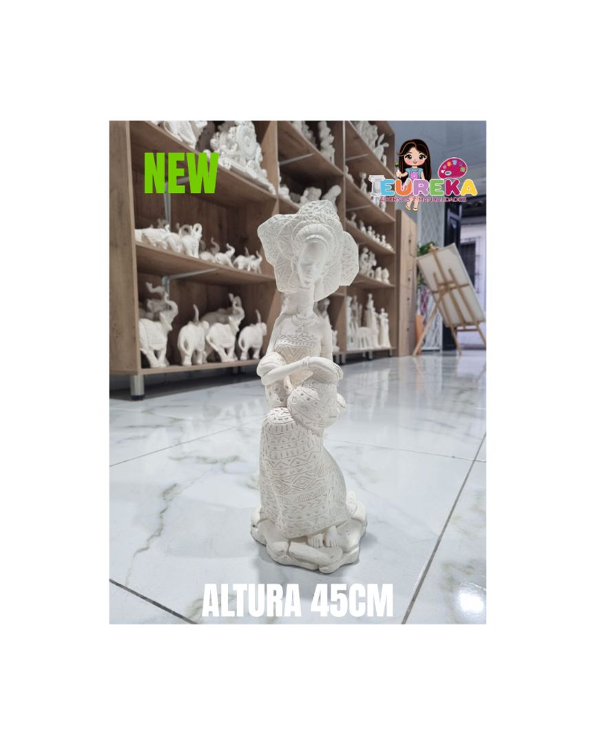 AFRICANA SENTADA J