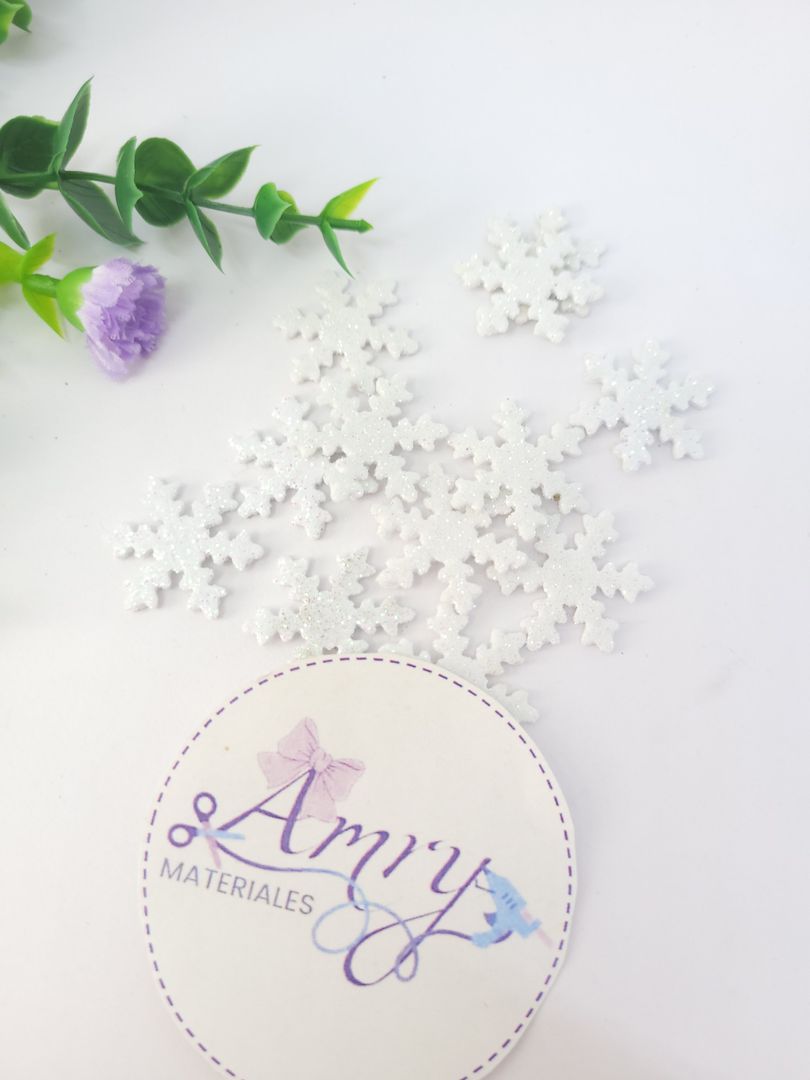 12 Copos fe Foami 2,5cm