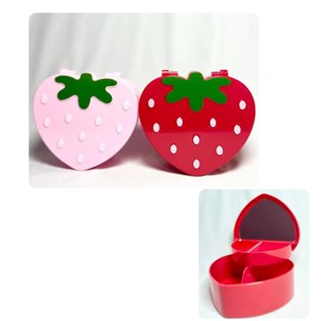 Imagen del producto Joyero en forma de fresa 