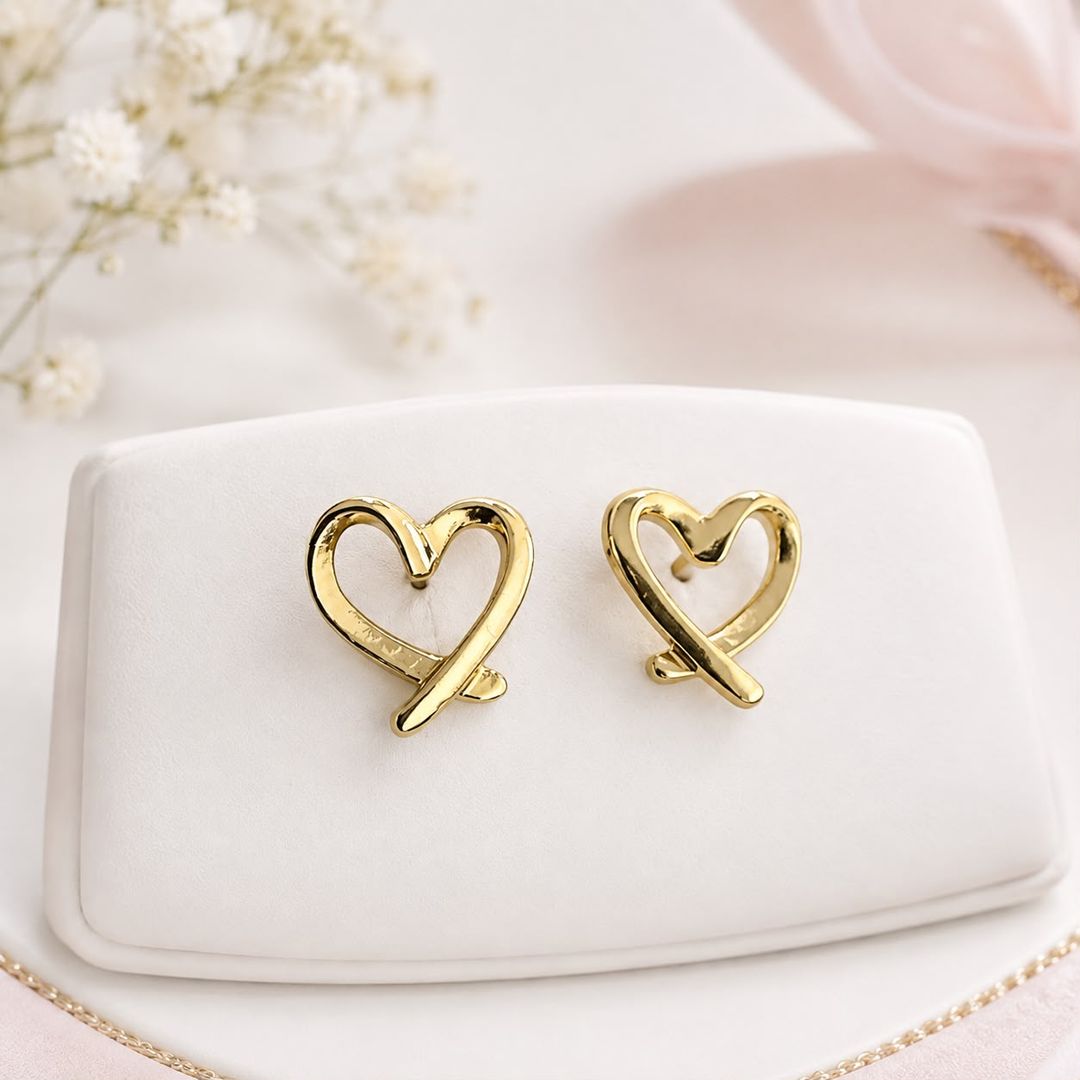 Aretes Corazón Dorado
