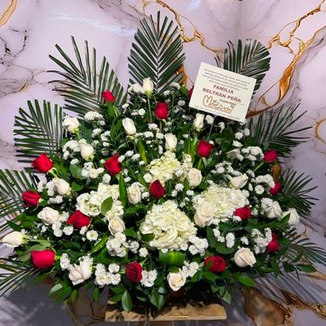 Imagen del producto ARREGLO FUNEBRE EN ABANICO