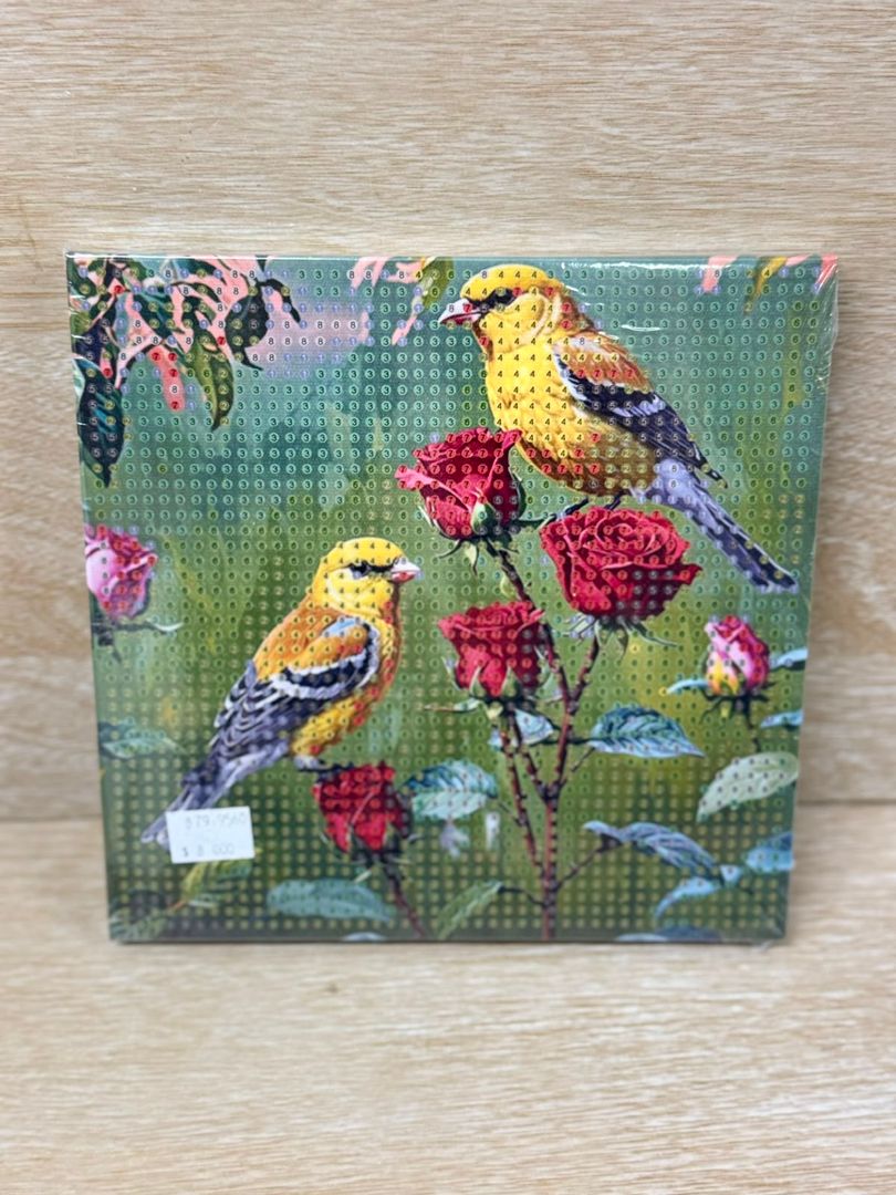 879 DIAMOND PAINTING 