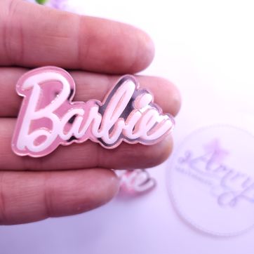 Acrílico 5x2.8cm Barbie blanco y rosa espejo  - imagen 1