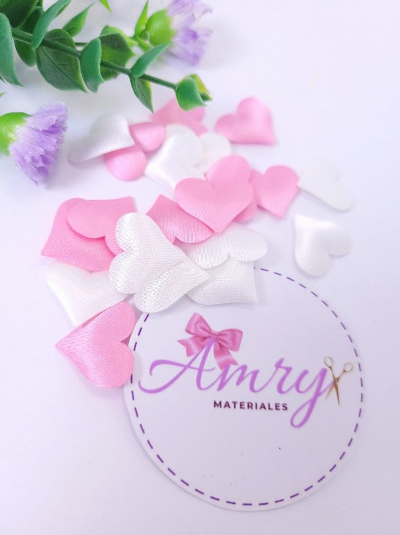 20 Corazones 2x1.6cm Rosados y Blancos