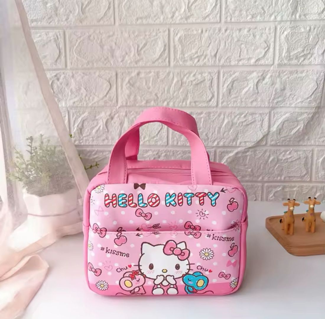 Lonchera térmica Sanrio tipo cuero