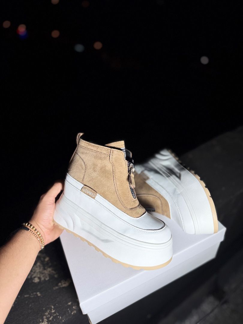 Botín con cremallera