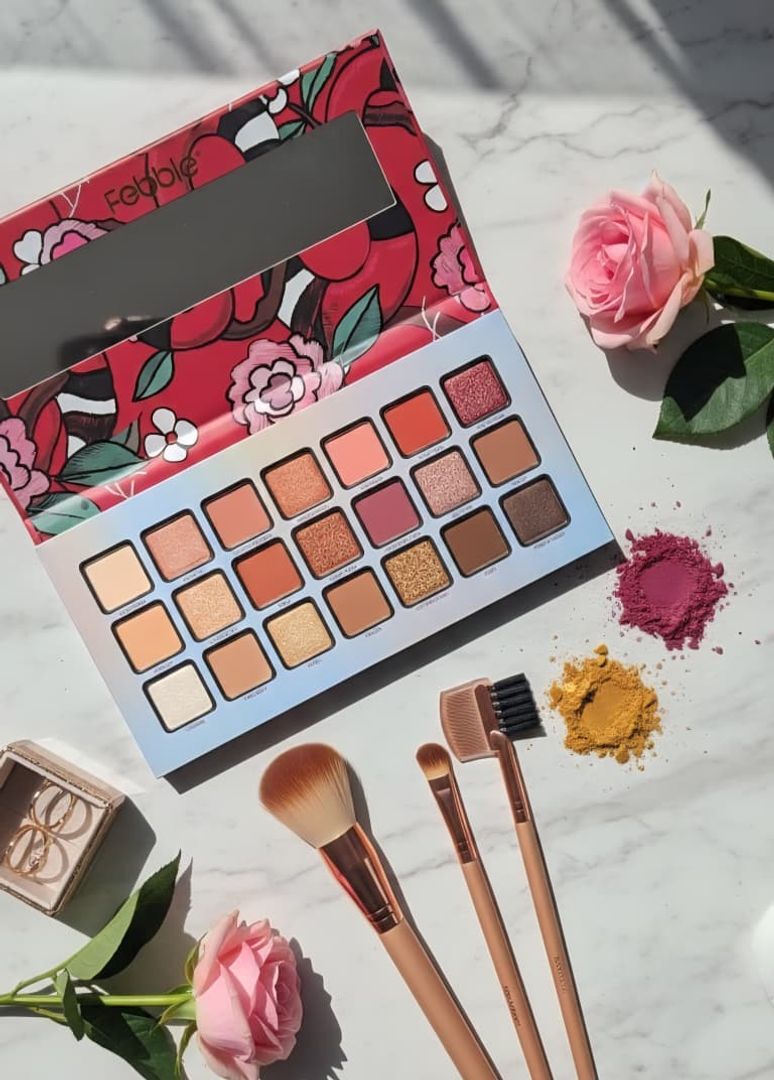 NIGHT ANIMAL PALETA DE SOMBRAS FEBBLE