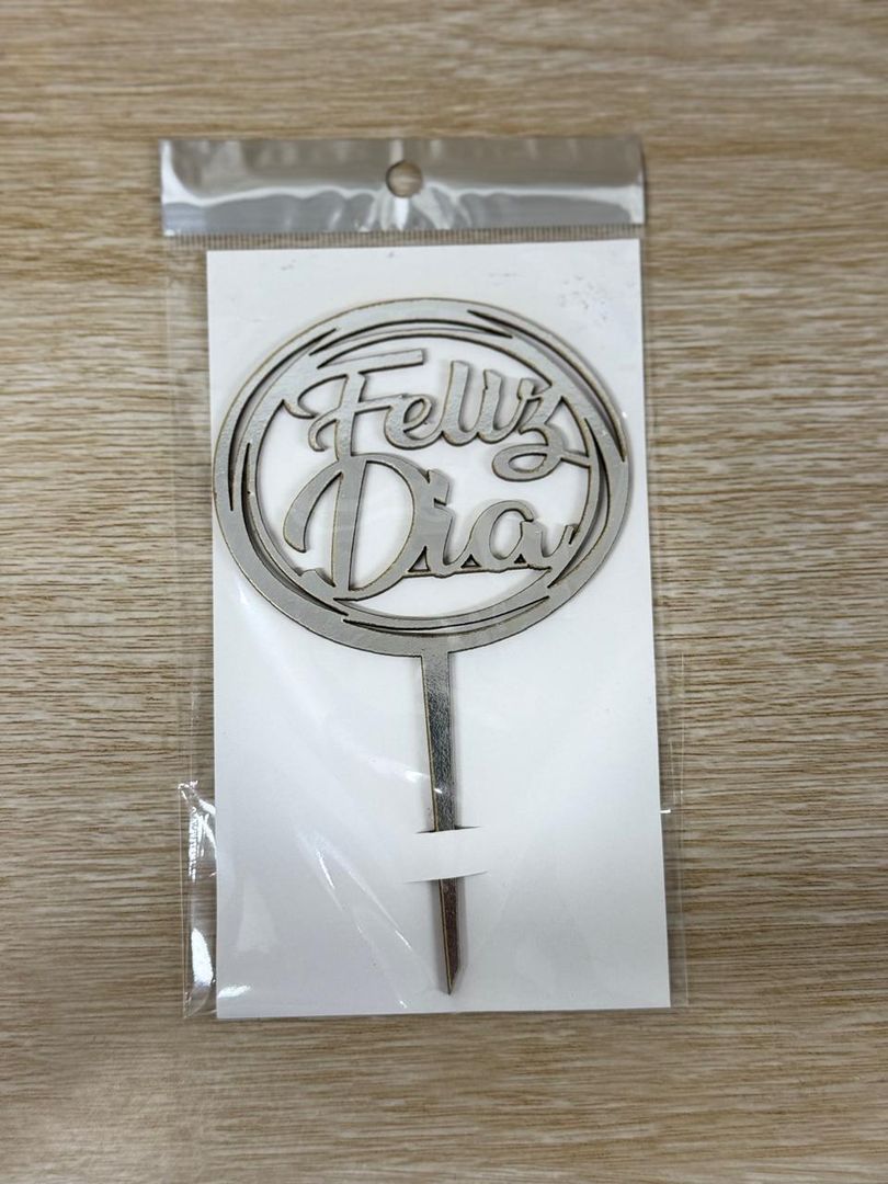 000 TOPPER PEQUEÑO "FELIZ DÌA"