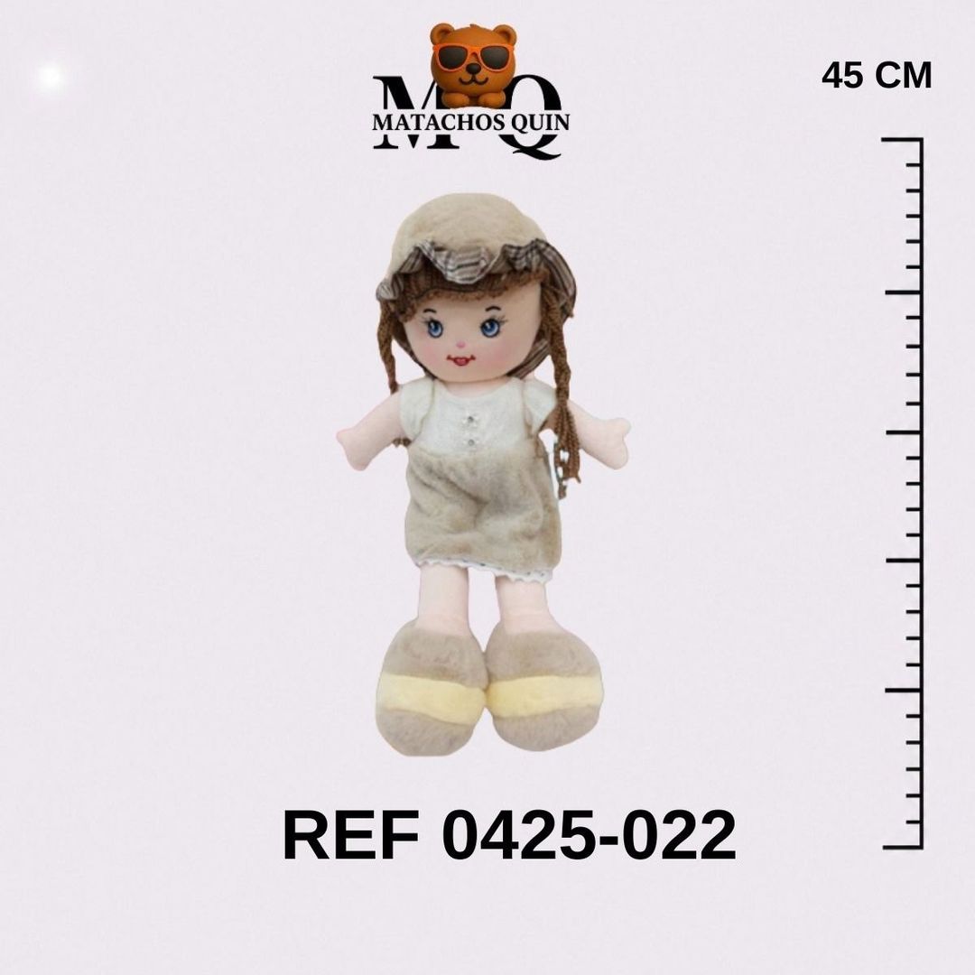 MUÑECA CON CON ACCESORIOS