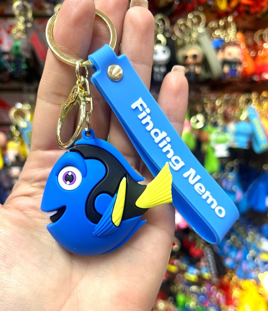 LLAVERO BUSCANDO A NEMO