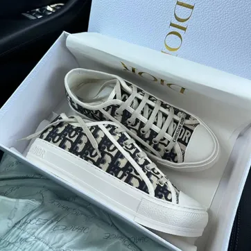DIOR - Walk'n'Dior deep - imagen 1