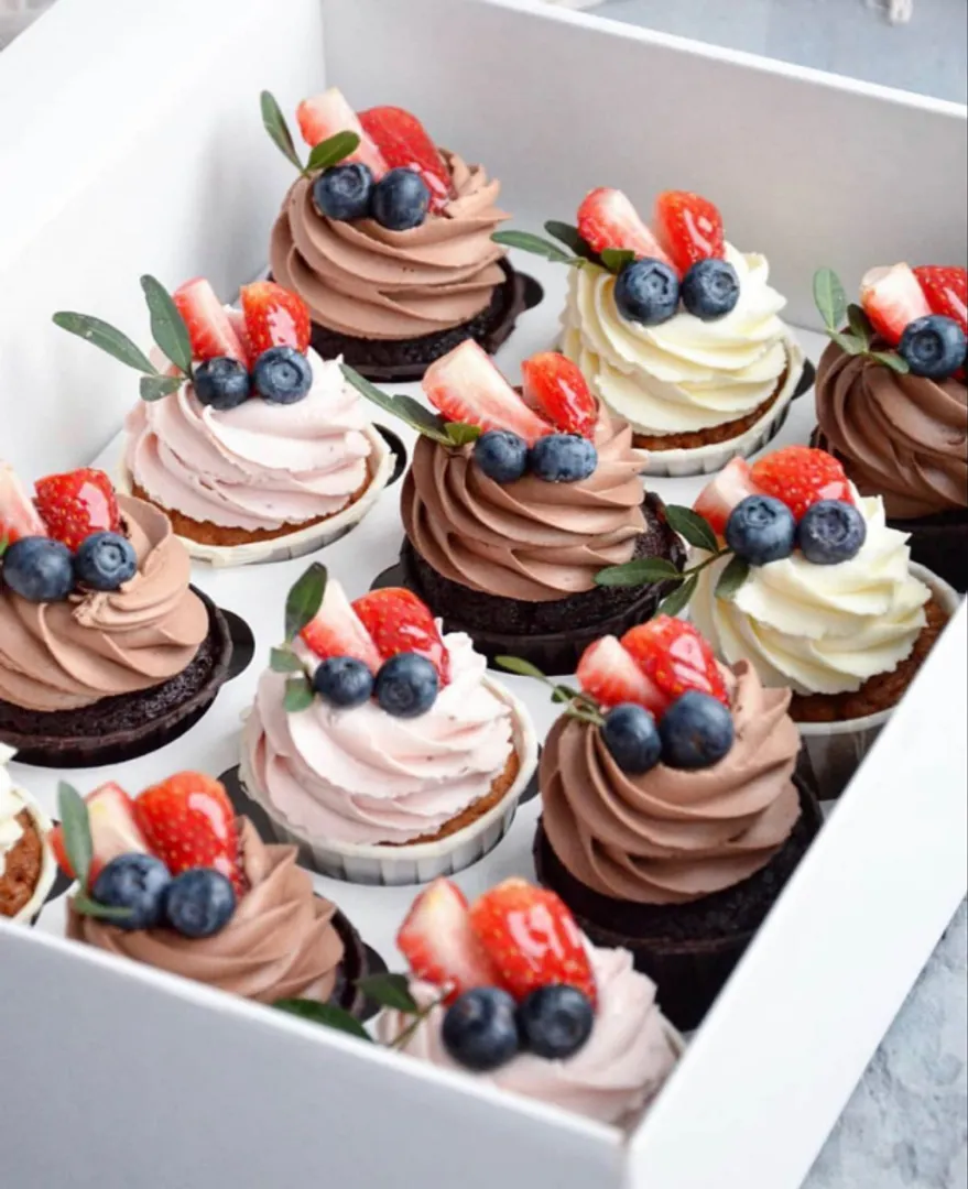 CUPCAKES CON FRUTA