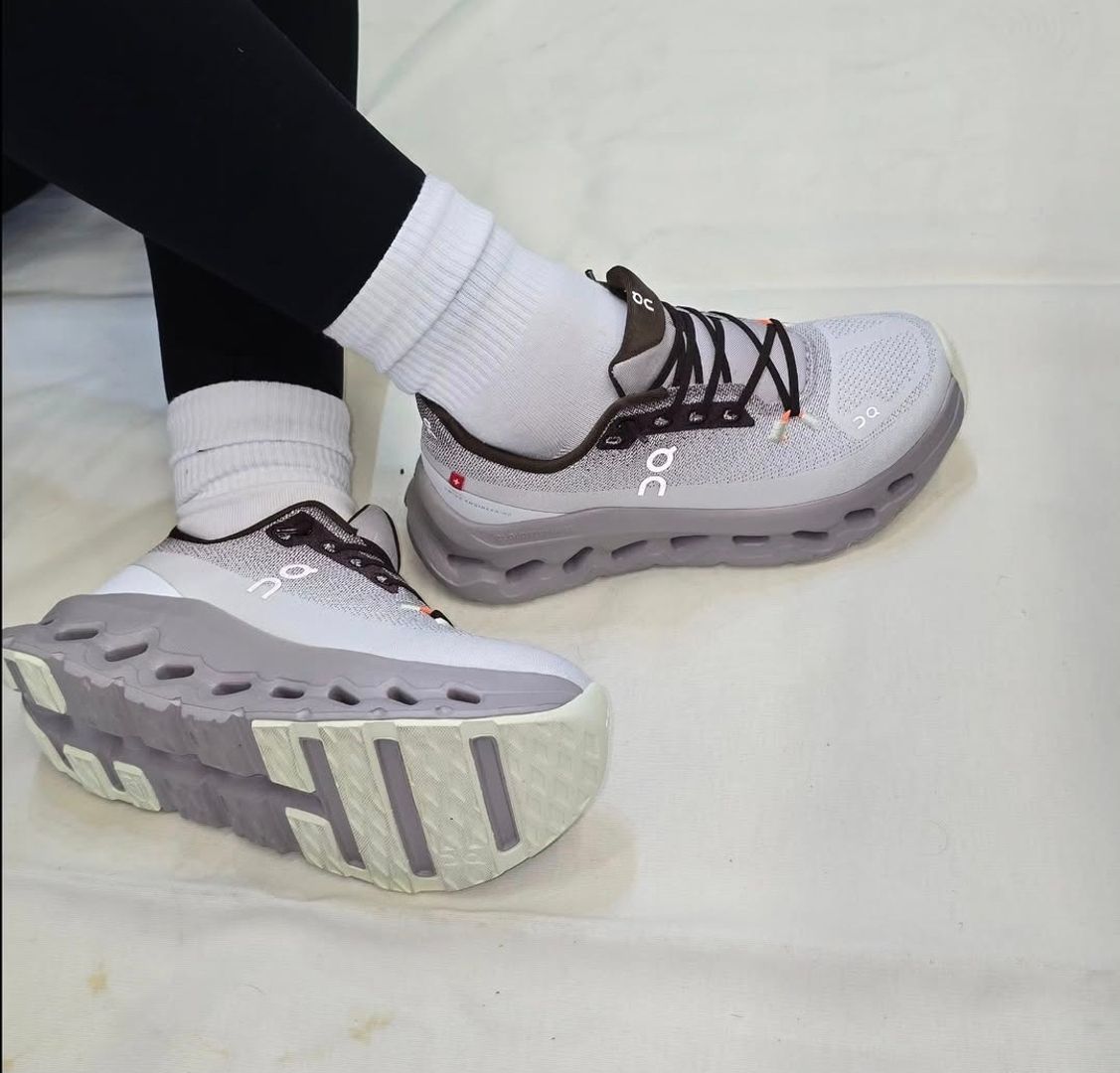 Cloud Tilt Grey