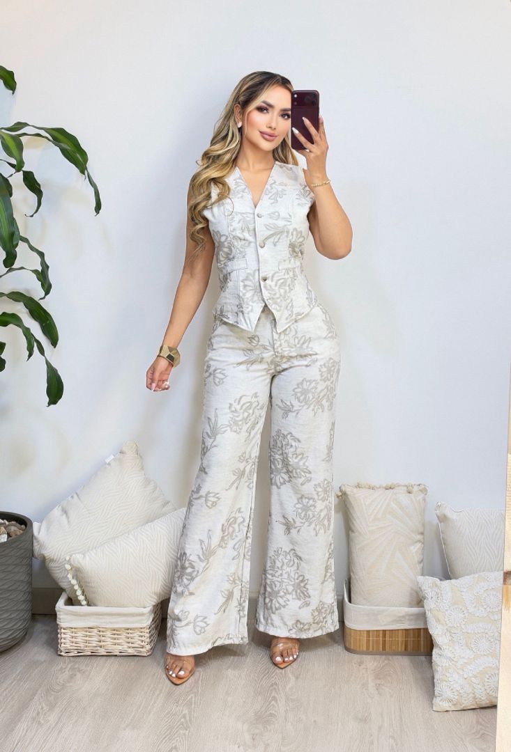 CONJUNTO LARA
