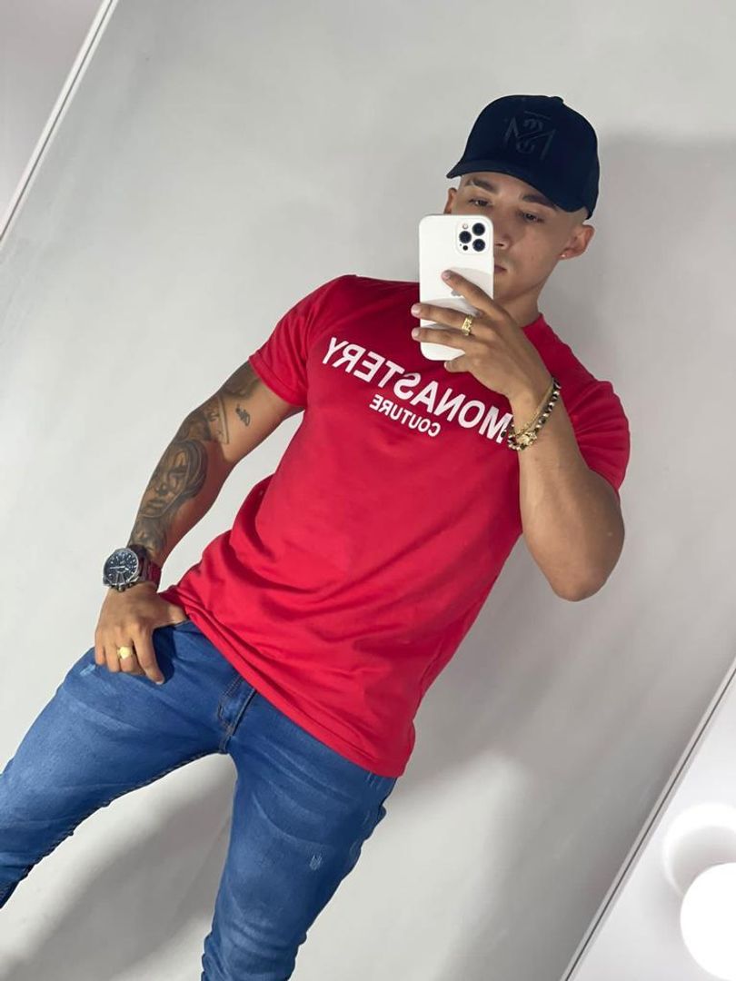 CAMISETA DE HOMBRE 