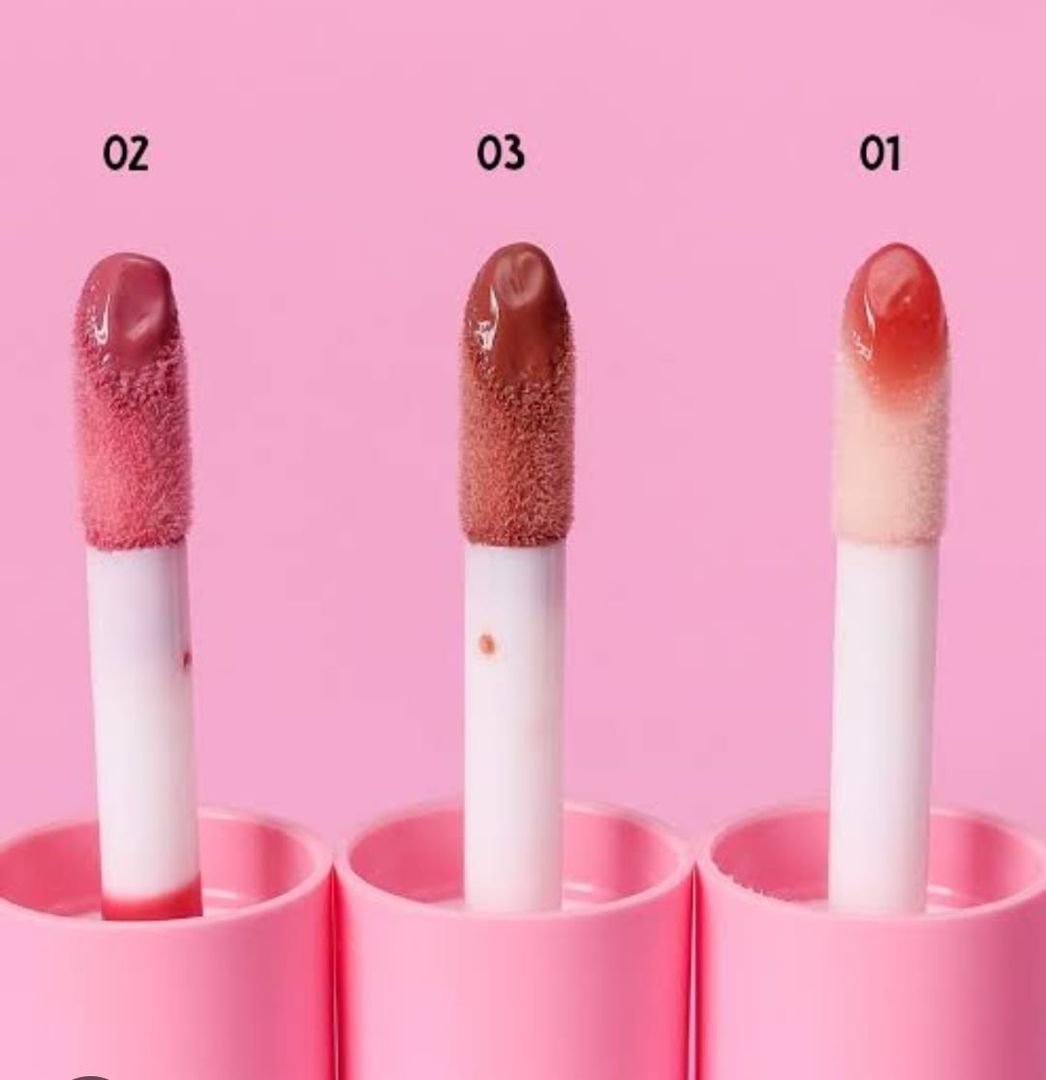 26- BLOOM ONE LIP 