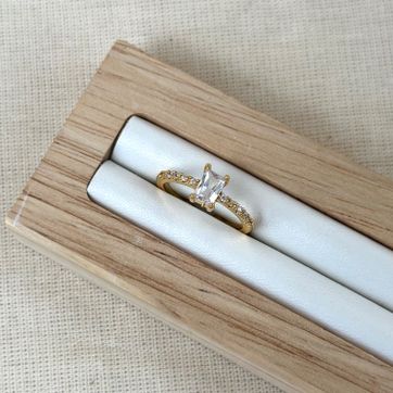 Imagen del producto Anillo cuadro circon 