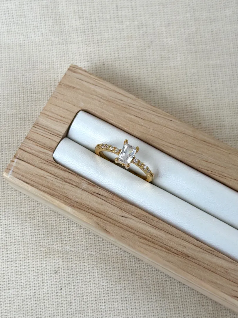 Anillo cuadro circon 