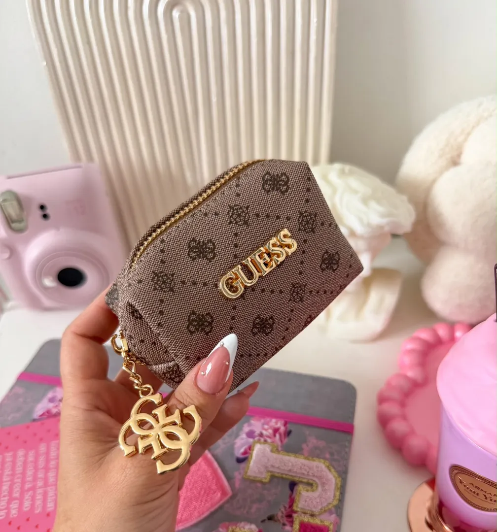 Monederos guess 