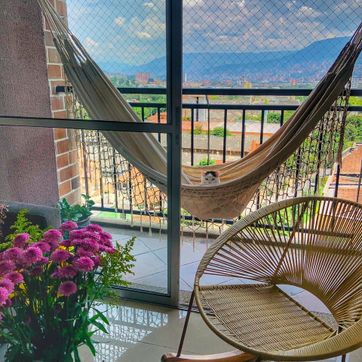 Mecedora Isabel tradicional - imagen 4