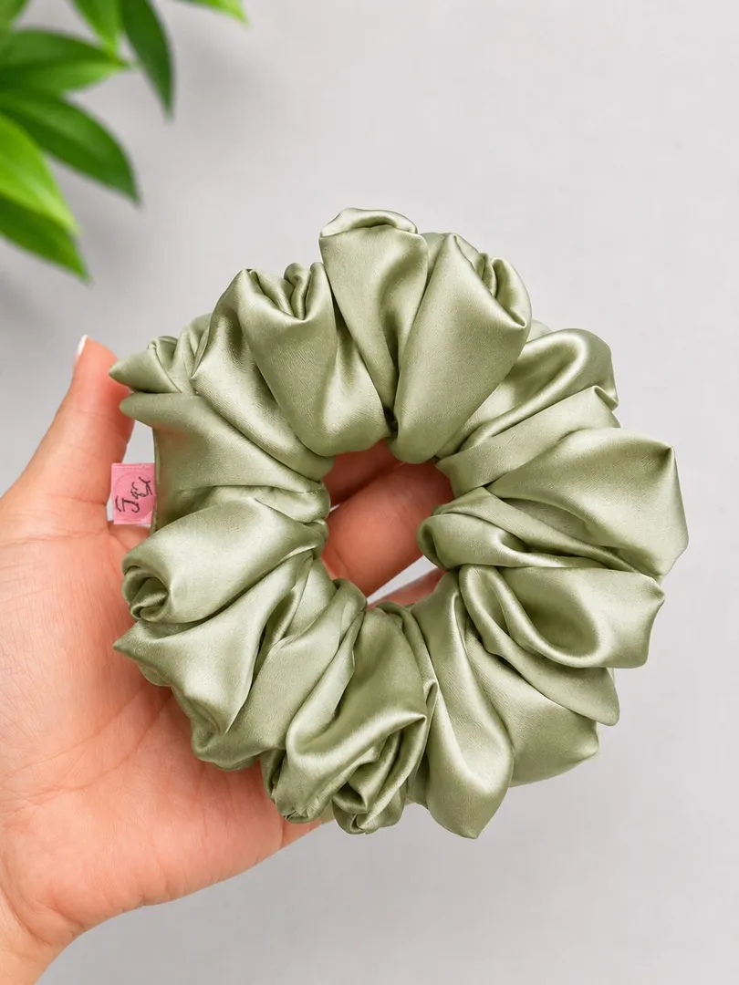 Scrunchie Deluxe