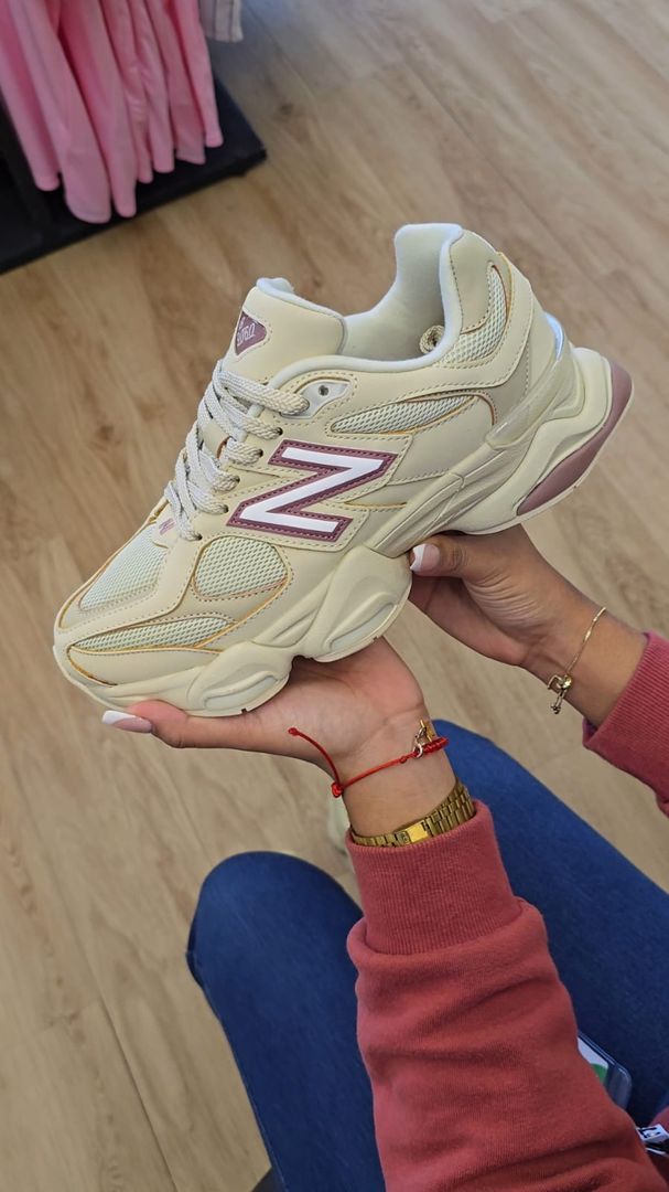 New balance 9060 Couleur Beige