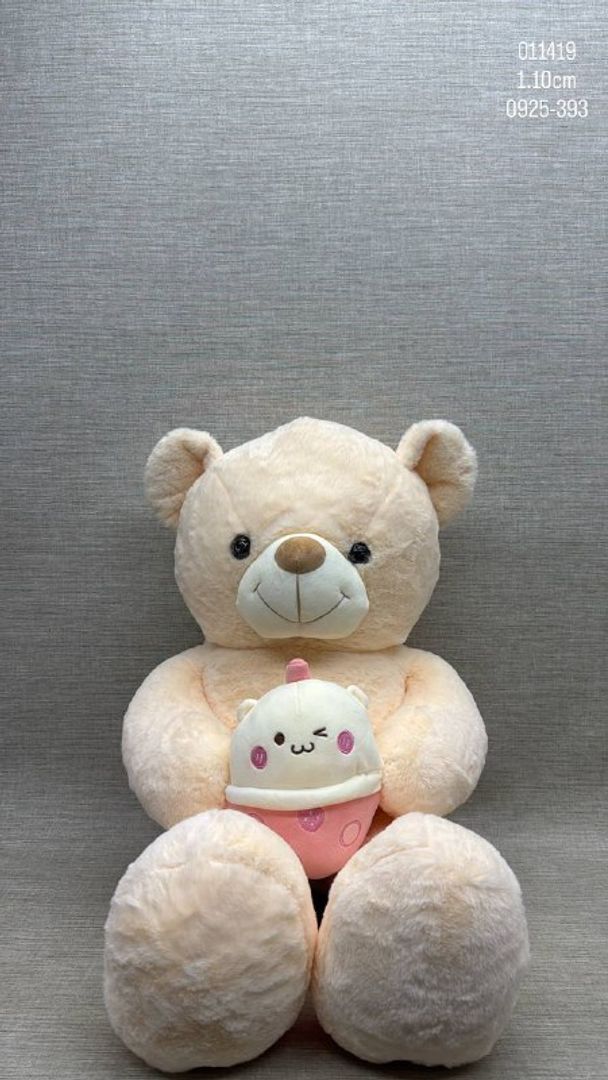 OSO PATAS LARGAS BEIGE CLARO CON TETERO 1.10 CM