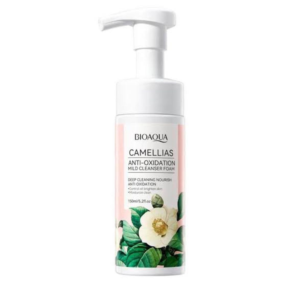 ESPUMA LIMPIADORA DE CAMELIA