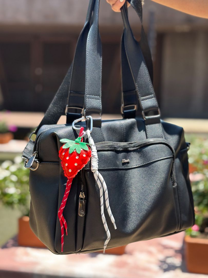 Llavero charms fresa 